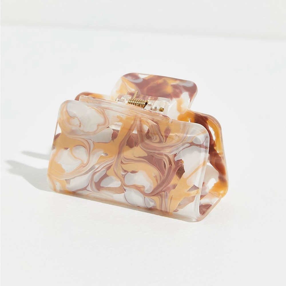 Free People Tyrone Claw Clip